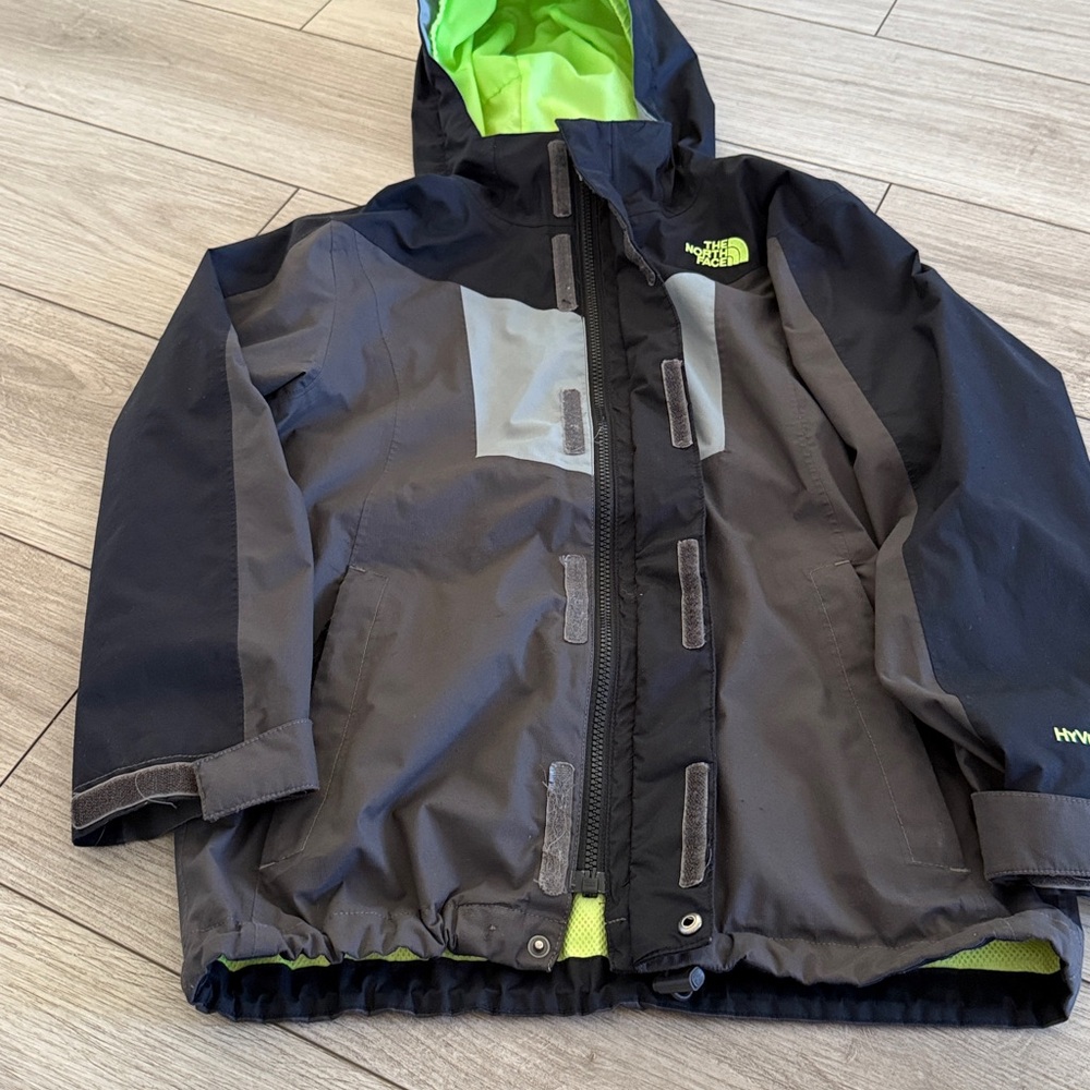 The North Face Kids' HyVent Black and Gray Raincoat with Green Lining Medium - Picture 4 of 11
